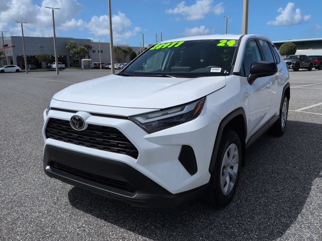 Certified 2024 Toyota RAV4 LE FWD image 8