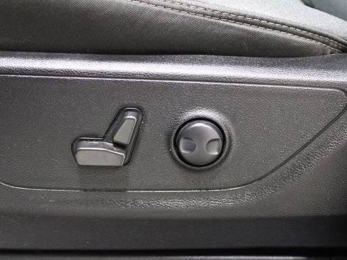 Used 2022 RAM 1500 Big Horn image 18