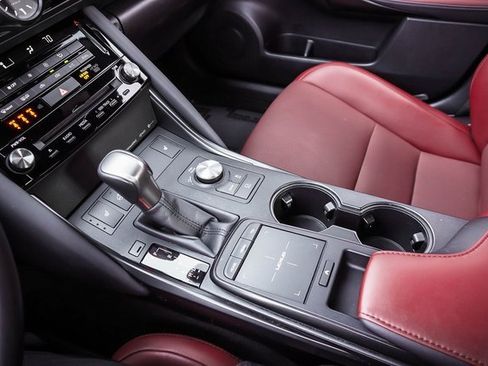 Certified 2025 Lexus IS 300 F Sport image 17