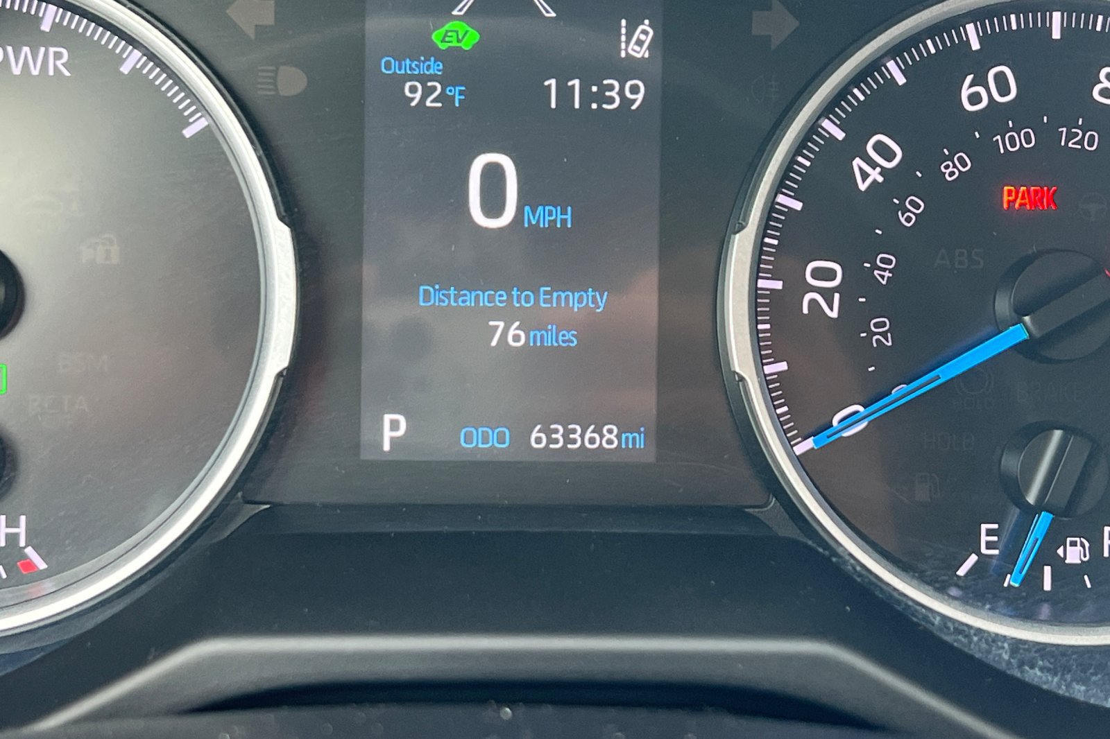Certified 2022 Toyota RAV4 LE AWD/4WD image 23