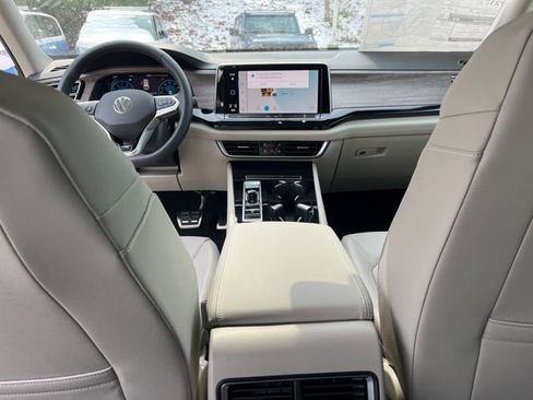 New 2026 Volkswagen Atlas SEL Premium R-Line image 15