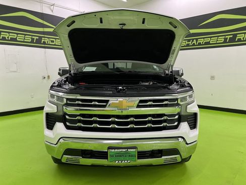 Used 2023 Chevrolet Silverado 1500 LTZ w/ LTZ Convenience Package II AWD/4WD image 4