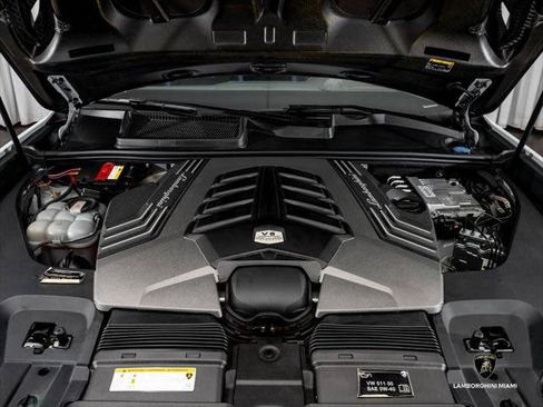 Used 2023 Lamborghini Urus S AWD/4WD image 4