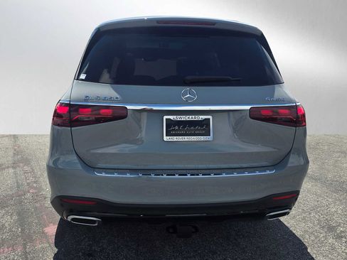 Used 2024 Mercedes-Benz GLS 450 4MATIC image 4