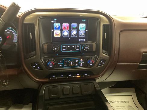 Used 2017 Chevrolet Silverado 1500 High Country image 21