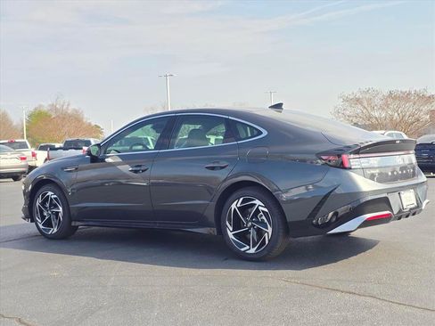 New 2026 Hyundai Sonata SEL FWD image 5