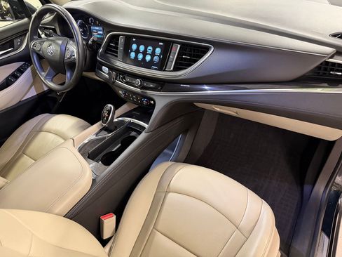 Used 2019 Buick Enclave Essence AWD/4WD image 42