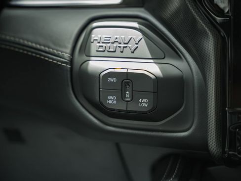 New 2026 RAM 2500 Limited AWD/4WD image 29
