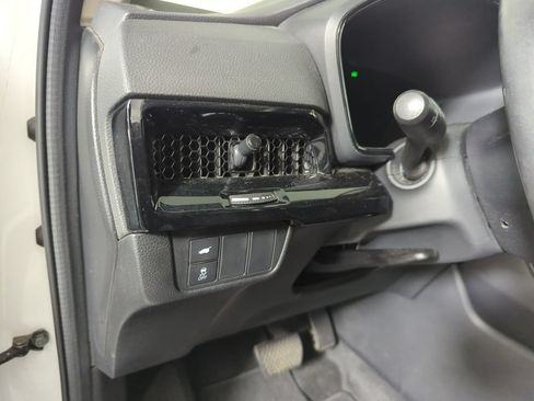 Used 2024 Honda CR-V EX-L image 27