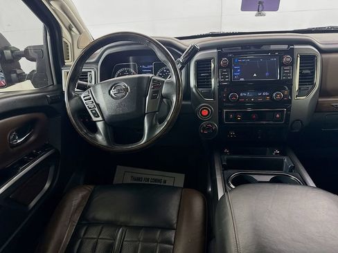 Used 2016 Nissan Titan Platinum Reserve image 25