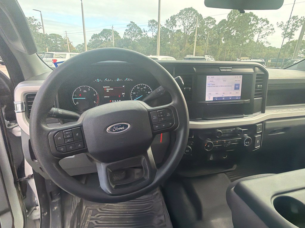 Used 2025 Ford F250 XL w/ XL Off-Road Package AWD/4WD image 11