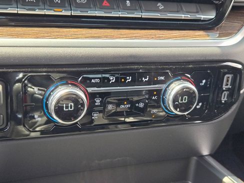 New 2026 GMC Sierra 1500 Elevation AWD/4WD image 37