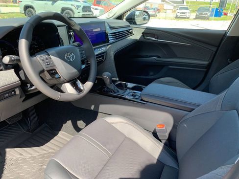 New 2026 Toyota Camry Hybrid AWD/4WD image 10