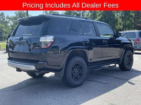 Used 2023 Toyota 4Runner TRD Off-Road Premium w/ Moonroof Package AWD/4WD image 5