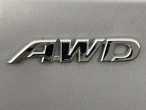 Certified 2024 Toyota RAV4 SE image 10