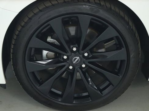 Certified 2023 Nissan Maxima SR w/ Sport Mat Group image 39