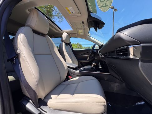 Certified 2024 MAZDA CX-30 AWD 2.5 S w/ Preferred Package image 13