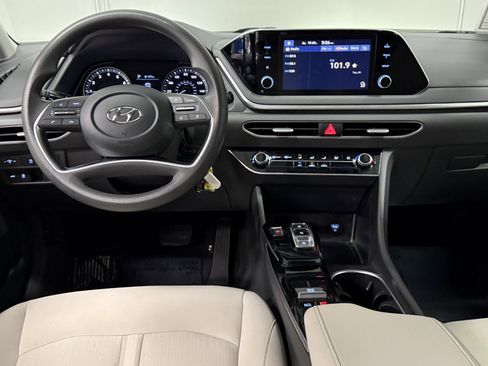 Used 2022 Hyundai Sonata SE image 35