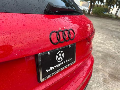 Used 2023 Audi Q3 2.0T Premium w/ Black Optic Sport Package image 28