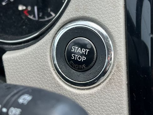 Used 2019 Nissan Rogue Sport SV AWD/4WD image 23