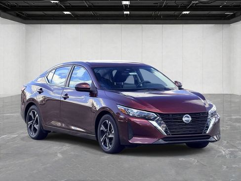 Used 2024 Nissan Sentra SV FWD image 3