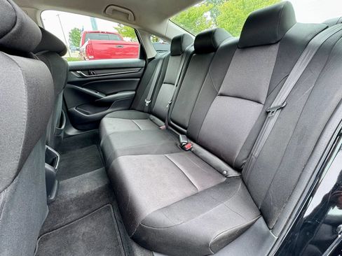 Used 2019 Honda Accord LX image 10