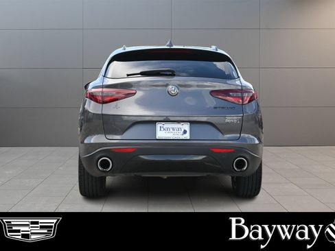 Used 2021 Alfa Romeo Stelvio Sprint w/ Nero Edizione RWD image 7