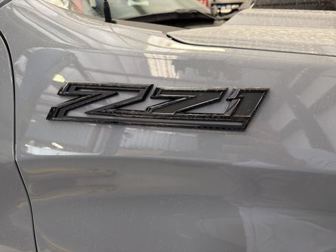 Used 2024 Chevrolet Silverado 1500 Custom Trail Boss w/ Turbomax Blackout Package image 5