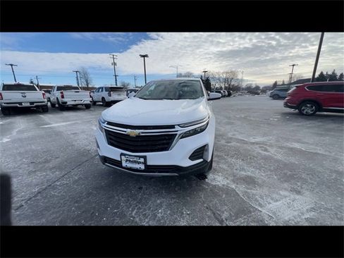 Used 2023 Chevrolet Equinox LT w/ LPO, Floor Liner Package image 3