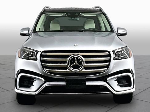New 2026 Mercedes-Benz GLS 450 4MATIC image 3