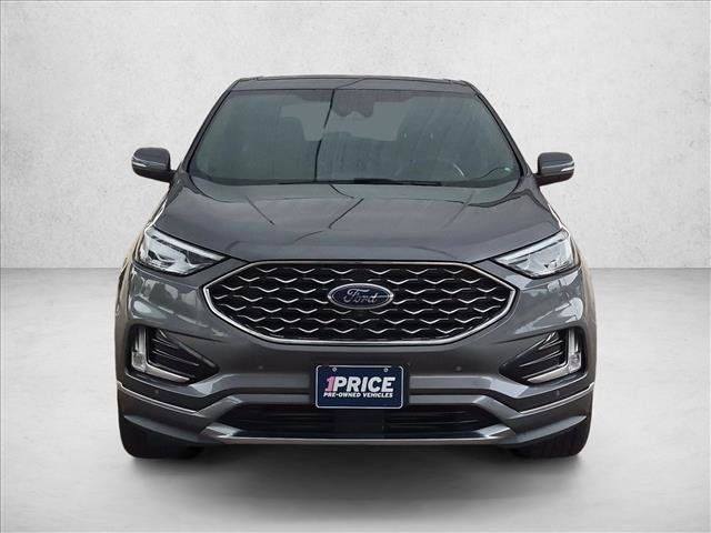 Used 2022 Ford Edge Titanium w/ Equipment Group 301A AWD/4WD image 2