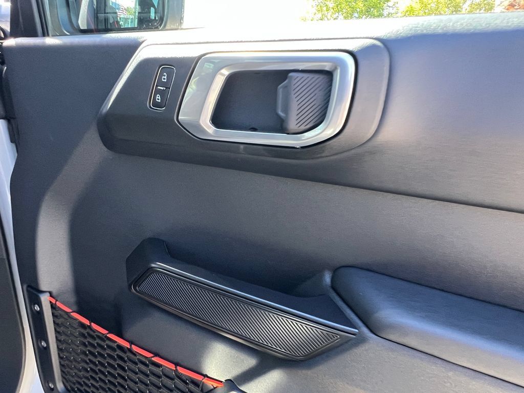 New 2026 Ford Bronco Raptor AWD/4WD image 16
