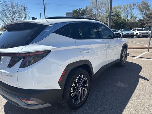 Used 2025 Hyundai Tucson Limited image 4