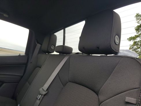 New 2026 GMC Canyon Elevation image 12