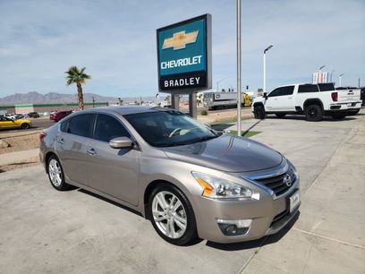 Used 2013 Nissan Altima 3.5 SL w/ Technology Pkg