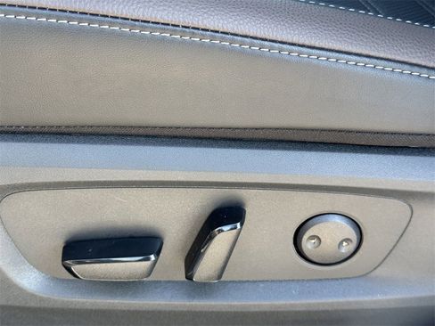 New 2025 Nissan Pathfinder Platinum w/ Lighting Package (N93) image 18