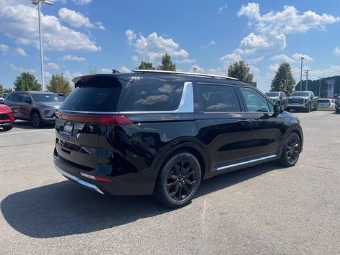 Used 2022 Kia Carnival SX Prestige FWD image 6