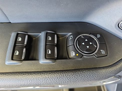 Used 2022 Ford Expedition Max Limited image 28