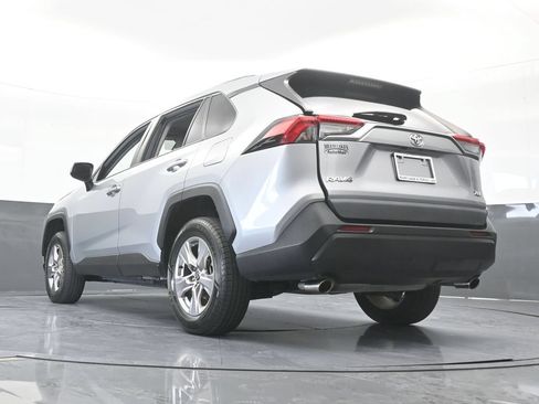 Used 2022 Toyota RAV4 XLE w/ Convenience Package FWD image 56