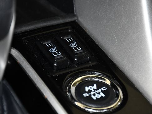 Used 2022 Mitsubishi Eclipse Cross LE image 29