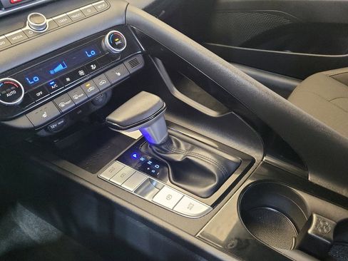Used 2023 Hyundai Elantra SEL w/ Convenience Package FWD image 26