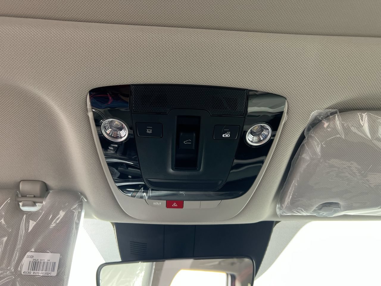 New 2026 Kia Sorento S w/ S Panoramic Sunroof Package FWD image 19