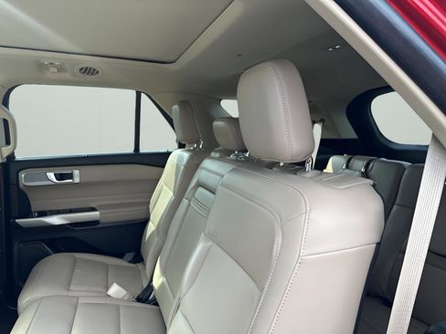 Used 2022 Ford Explorer Limited w/ Hybrid Equipment Group 310A image 19