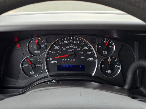 Used 2022 GMC Savana 2500 Extended image 19