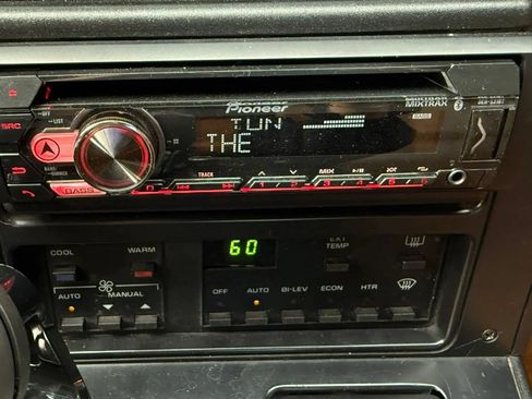 Used 1988 Chevrolet Corvette Coupe RWD image 16