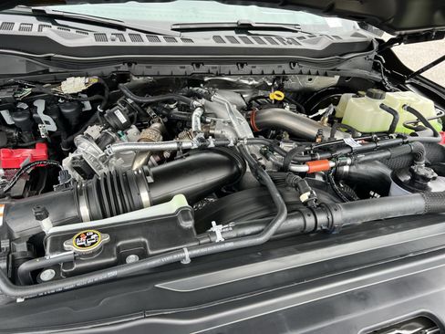 New 2026 Ford F250 Platinum AWD/4WD image 28
