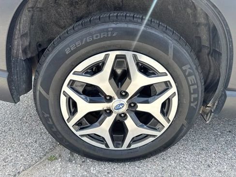 Used 2020 Subaru Forester Premium w/ Popular Package #1 AWD/4WD image 18