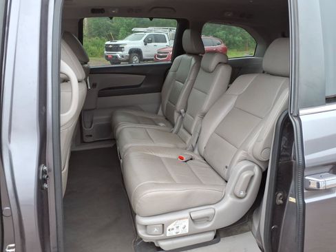 Used 2015 Honda Odyssey EX-L image 11