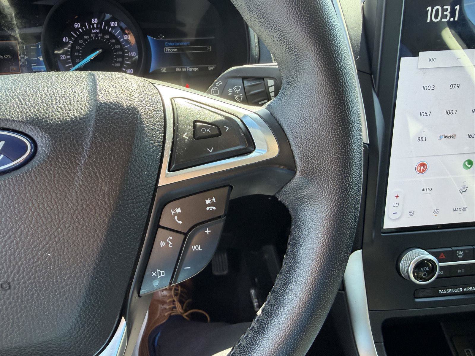 Used 2022 Ford Edge SEL w/ Convenience Package AWD/4WD image 18