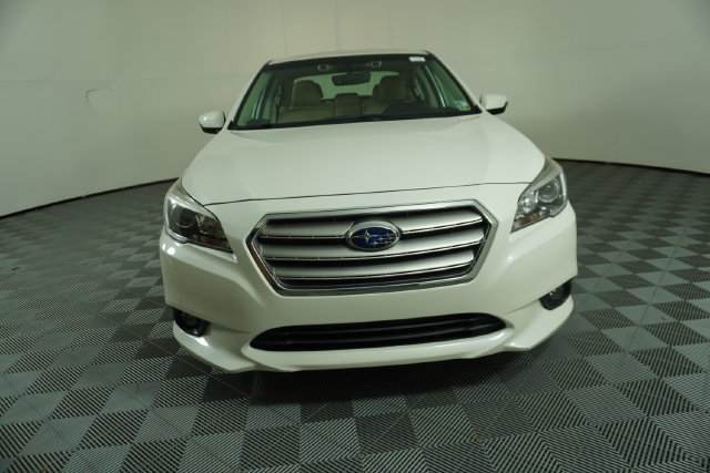 Used 2017 Subaru Legacy 3.6R Limited AWD/4WD image 2